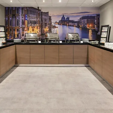 Mercure Oldenburger Allee 4*