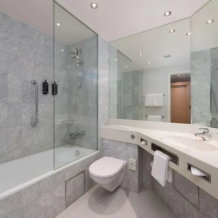 Szálloda Mercure Oldenburger Allee