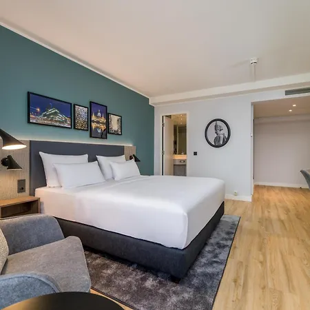 Mercure Oldenburger Allee فندق 4*