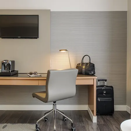 汉诺威欧德堡大道美居酒店 4*