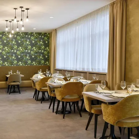 Mercure Oldenburger Allee فندق 4*