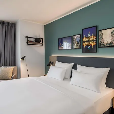 Mercure Oldenburger Allee فندق 4*