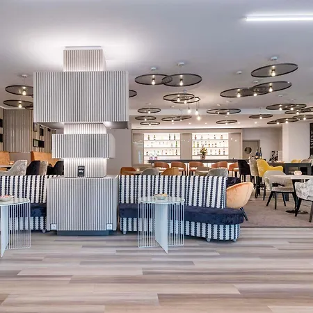 فندق Mercure Oldenburger Allee 4*