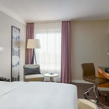 Mercure Oldenburger Allee فندق هانوفر