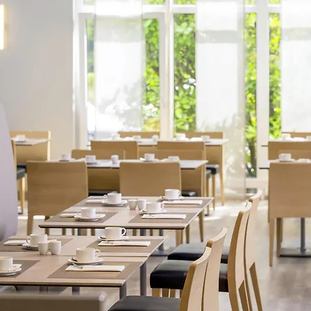 Mercure Oldenburger Allee 4* هانوفر