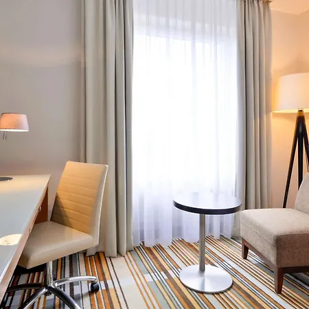 Mercure Oldenburger Allee فندق 4*