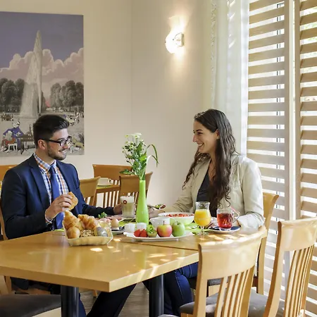 Mercure Oldenburger Allee فندق 4*